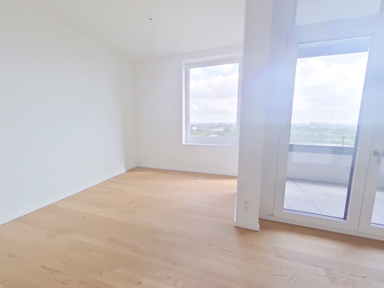 Einblick Wohnzimmer Bild 2