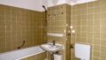 Gepflegtes Bad mit Wanne