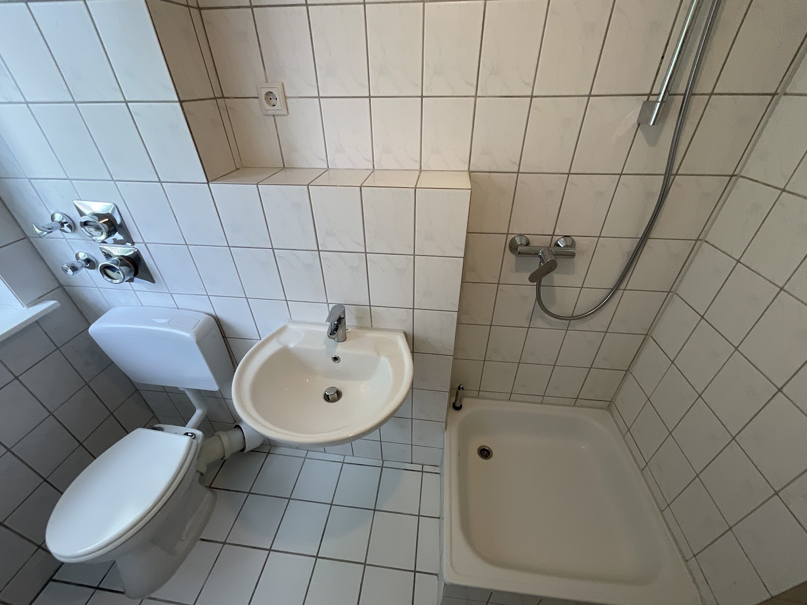 Tageslichtbad mit Dusche