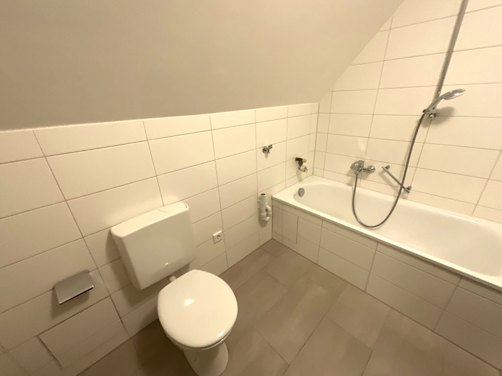 Bad mit Wanne