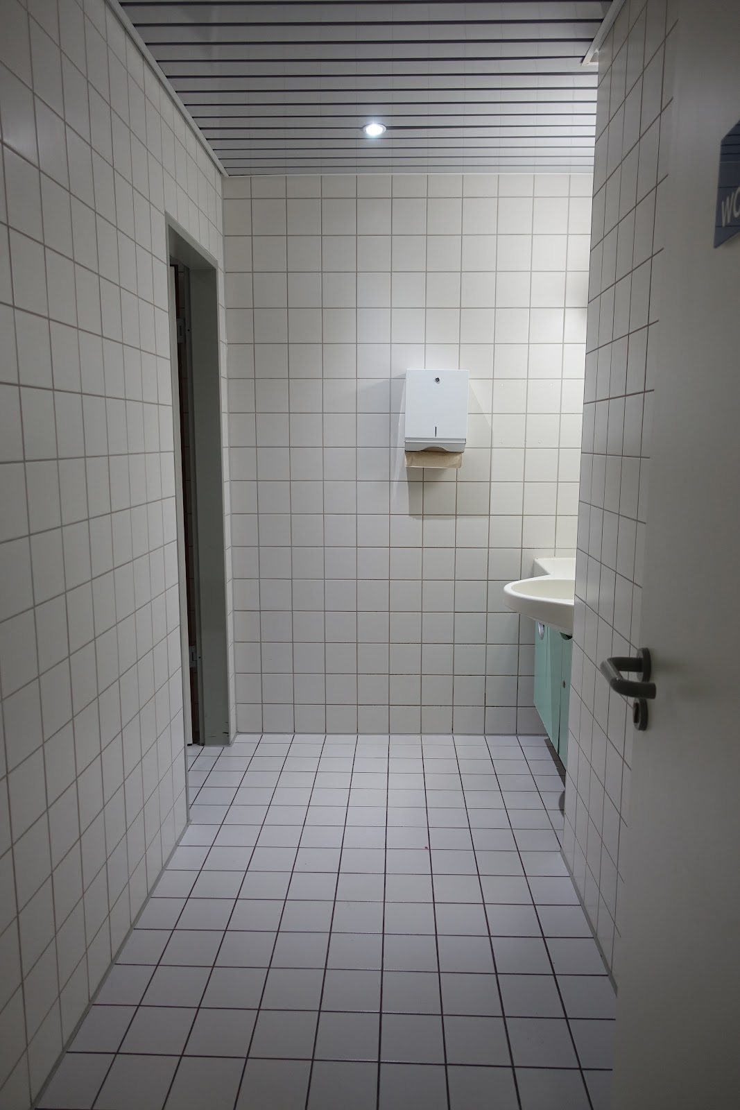 Vorraum Damen WC