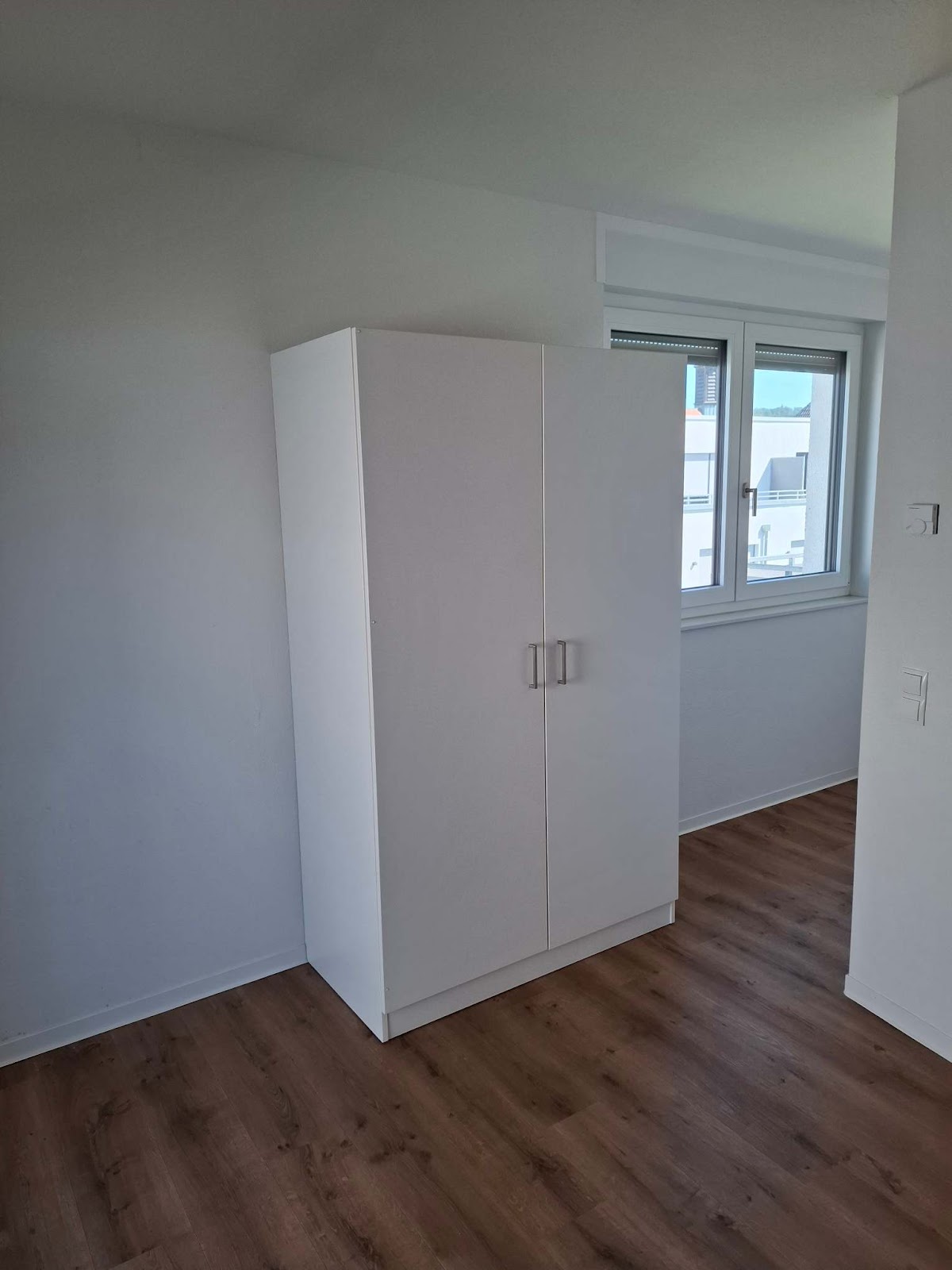 Kleiderschrank inkl.