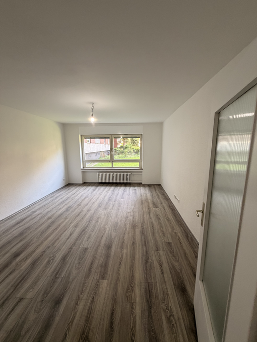 Wohn-/ Schlafzimmer