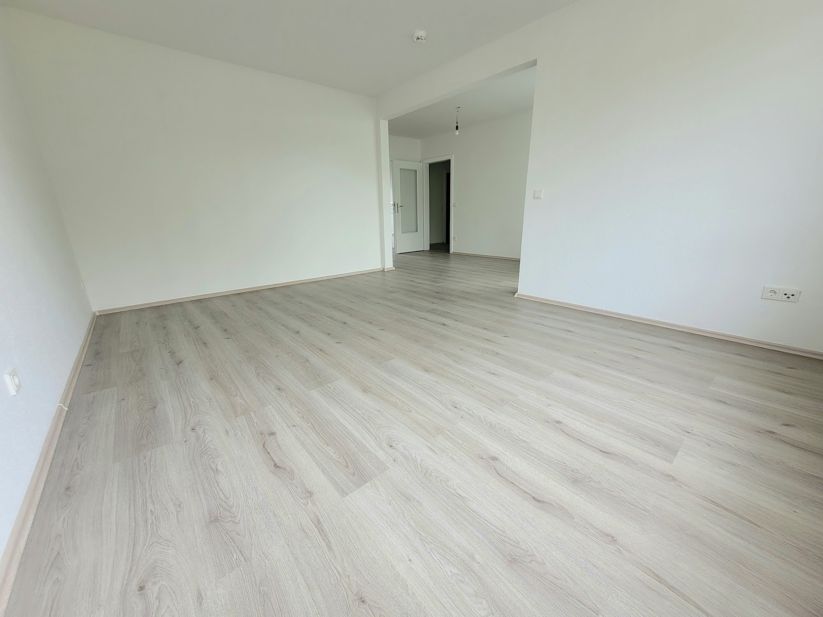 Wohnzimmer hinten