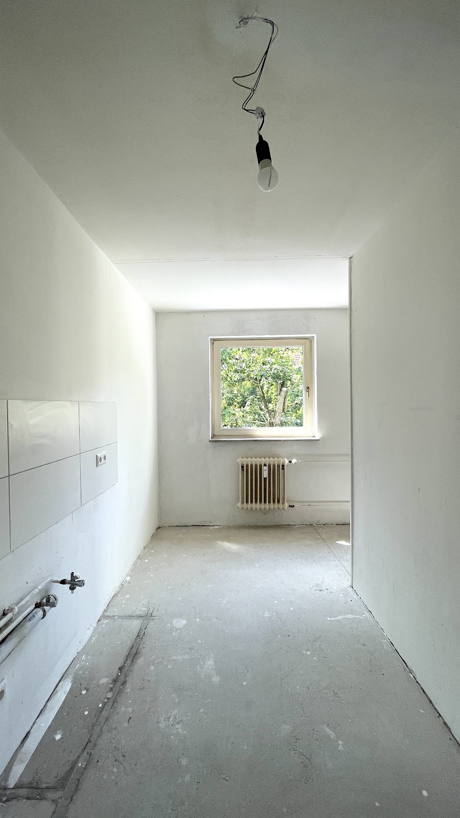 Küche mit Wohnraum-Übergang