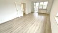 Wohnzimmer mit Balkon